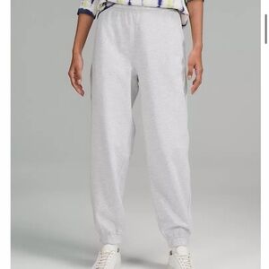 Lululemon Relaxed High-Rise Jogger